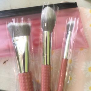 Make up brush set